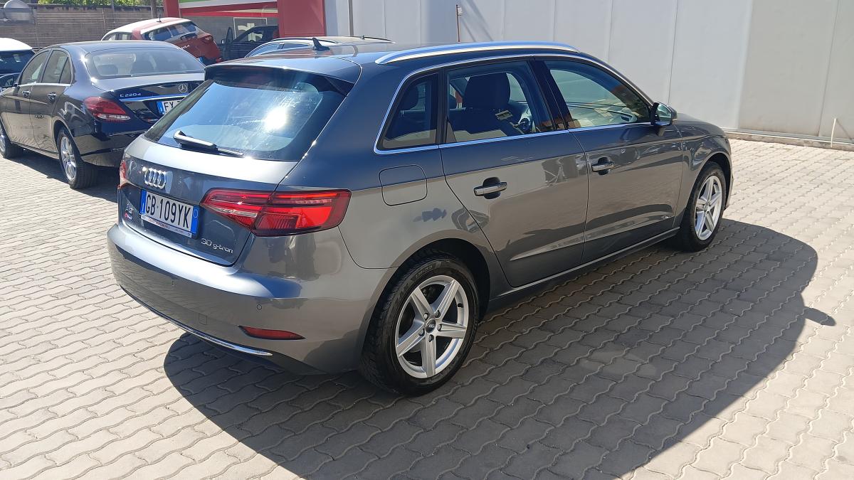 Audi A3 1.5 TGI 130CV G-TRON